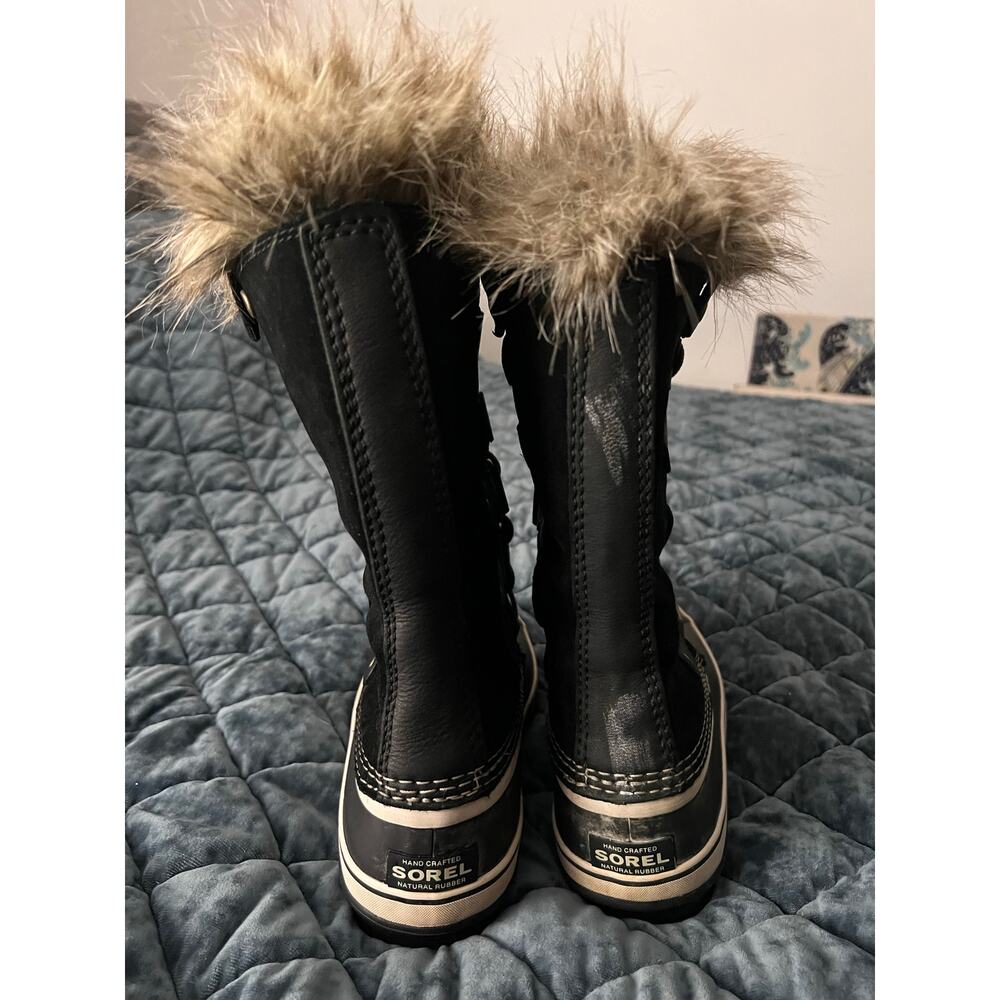 JOAN OF ARCTIC™ Women's Waterproof Boot size 8